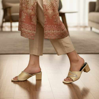 wisaal.co - Premium Gold Rhinestone Block Heel Sandals - Elegant Heel Collection