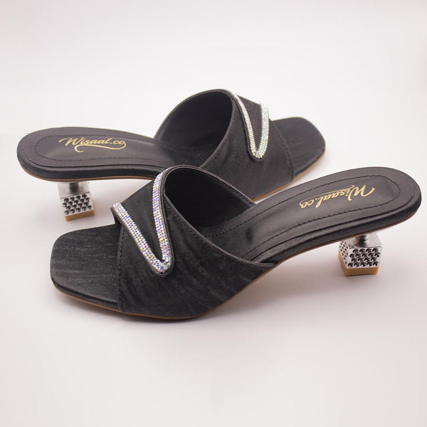 Zarqa Steps (Black)
