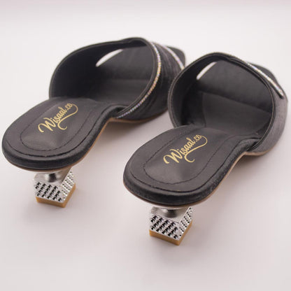 Zarqa Steps (Black) - wisaal.co