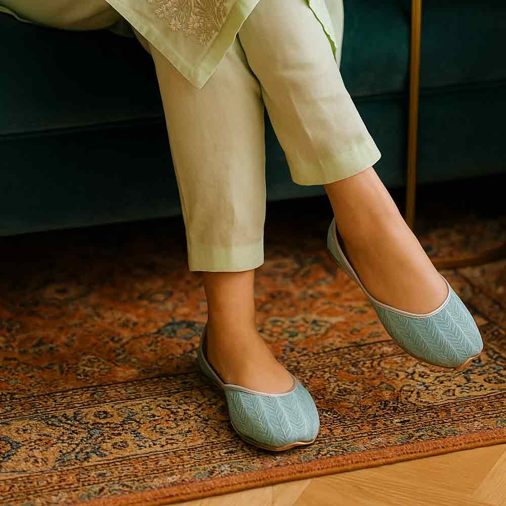 wisaal.co - Serene Aqua Chevron Khussa - wisaal.co