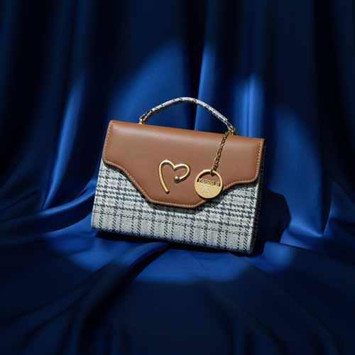 wisaal.co - Premium Checkered Fabric Flap Bag - Evening Essential